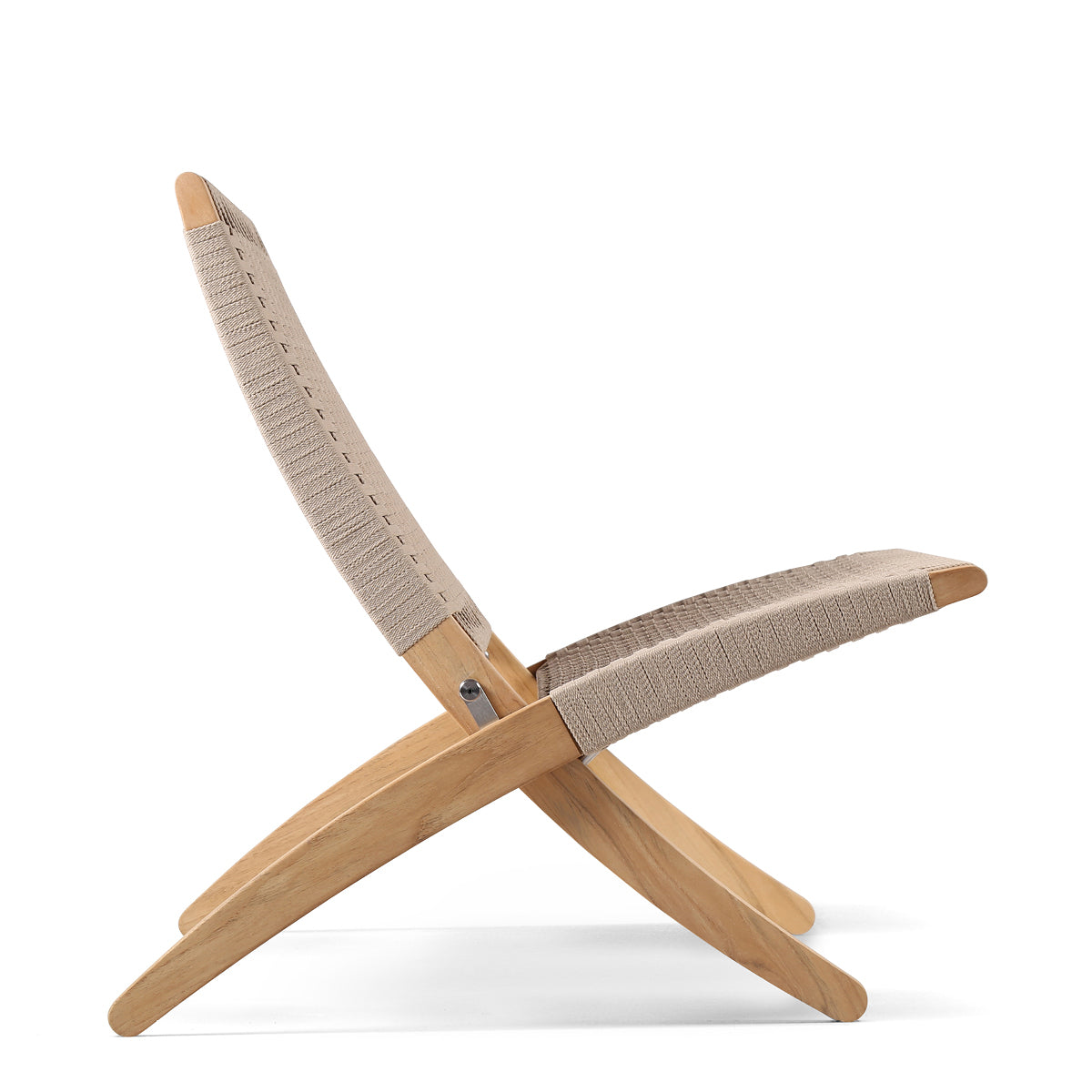 MG501T Outdoor Cuba Chair, – Teak, Scandinavian Charcoal FJØRN Flat-Weave Rope
